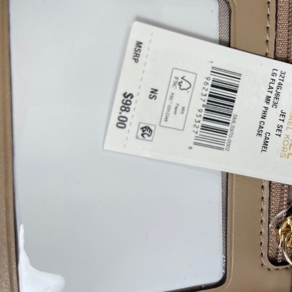 Michael Kors Nylon Jet Set Flat Multi Function Phone Case Wristlet, Camel - NWT - Picture 5 of 5